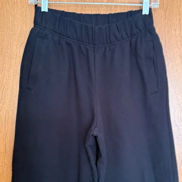 Aerie Black Sweatpants XS NWOT - Picture 3 of 10